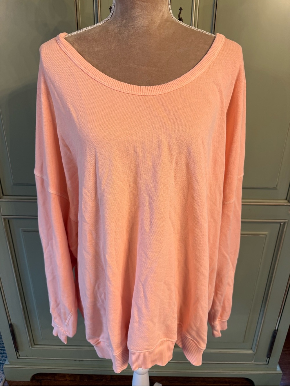 Aerie- Soft Scoop-Neck Women’s Pullover Sweatshirt - Peach